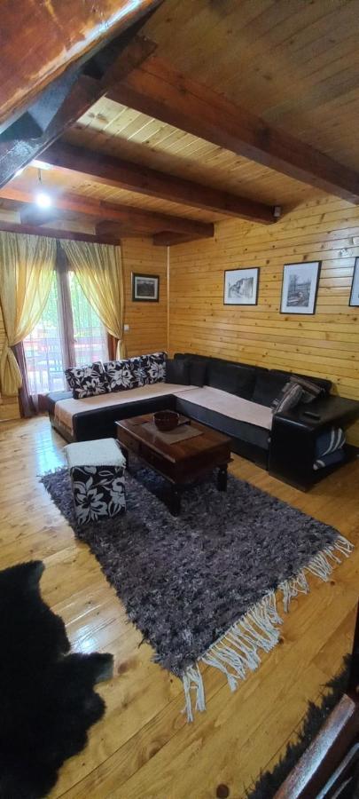 Crkvine Chalet コラシン エクステリア 写真